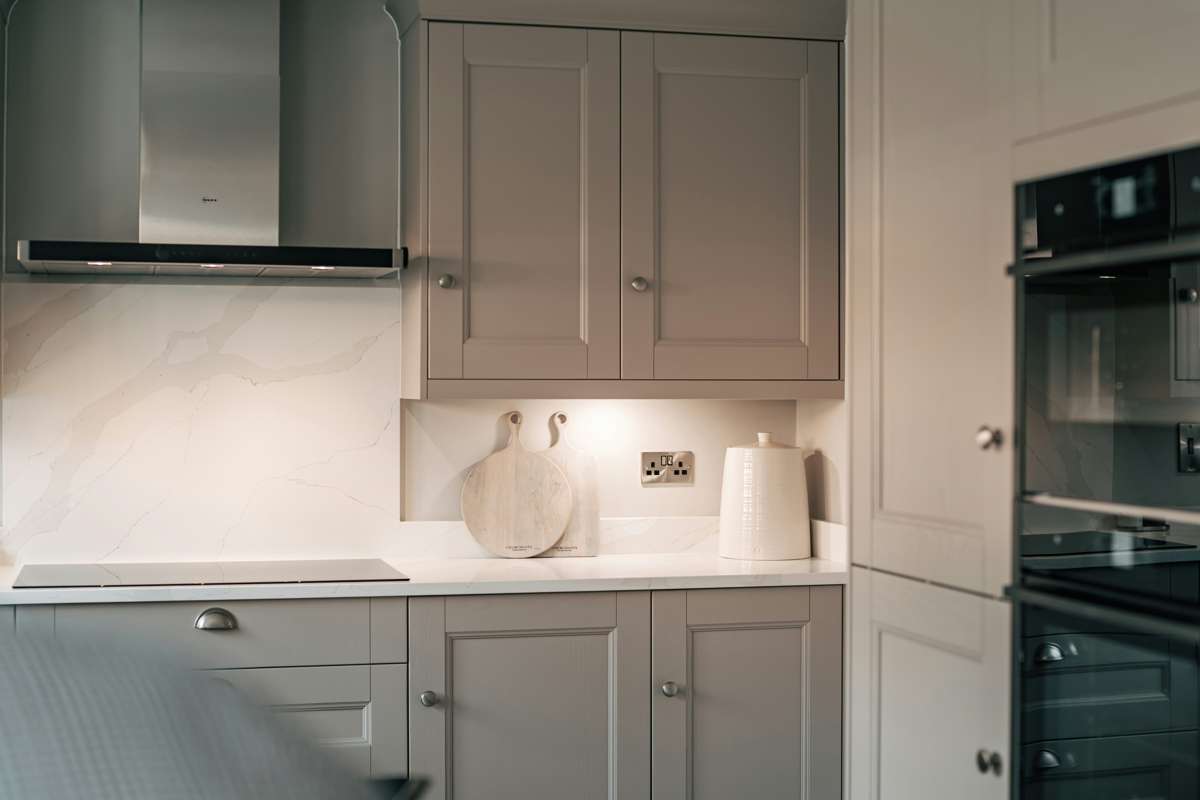 Modern shaker kitchen by Duchy Kitchens